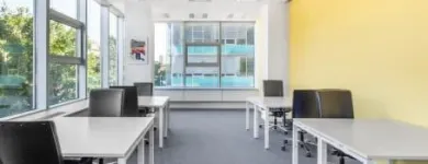 3 obrázok firmy REGUS - BRATISLAVA, CBC CENTER Služba požičiavania kancelárií v Bratislava BL