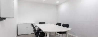 7 obrázok firmy REGUS - BRATISLAVA, CBC CENTER Služba požičiavania kancelárií v Bratislava BL